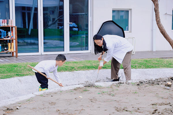 Outdoor activity,Hiba Academy Nantong Nursery